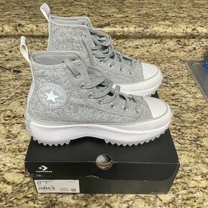 Converse run star hike